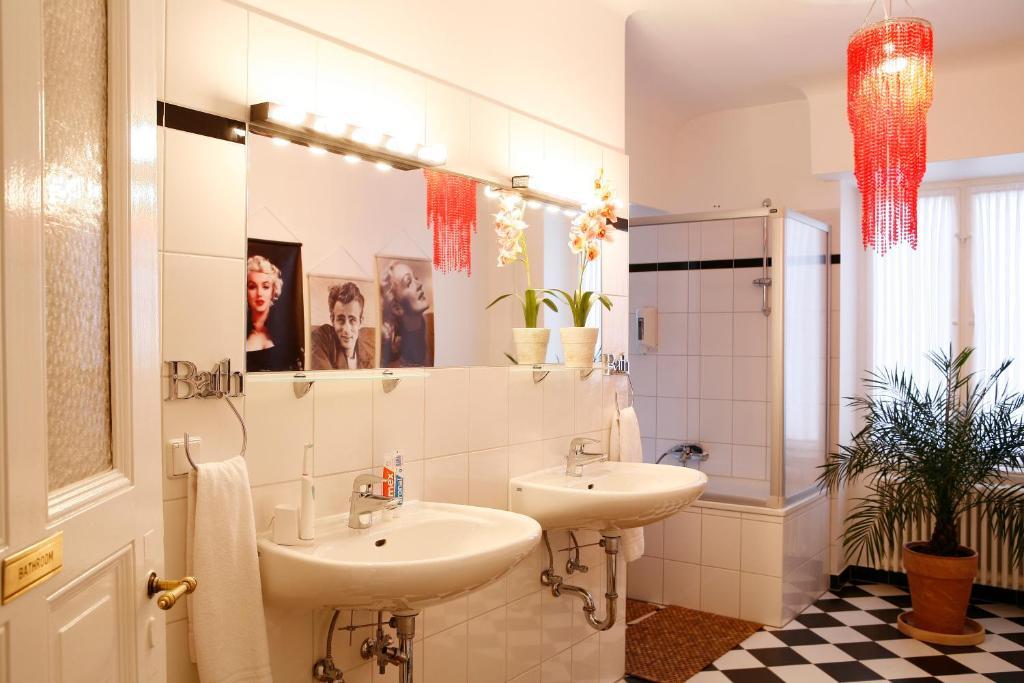 Stars Guesthouse Βερολίνο Δωμάτιο φωτογραφία